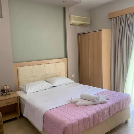公寓式酒店 Klimis Rooms 波托什